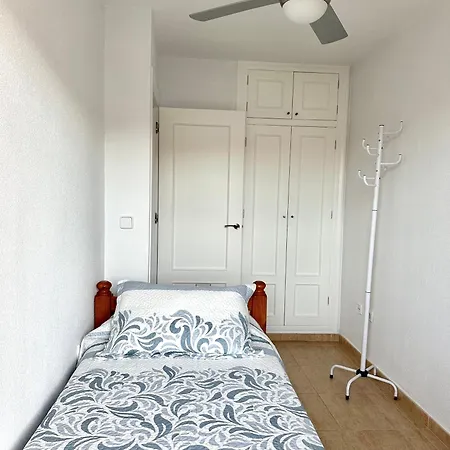 En La Manga, Vistas Mar, Wifi, Aa Apartment *